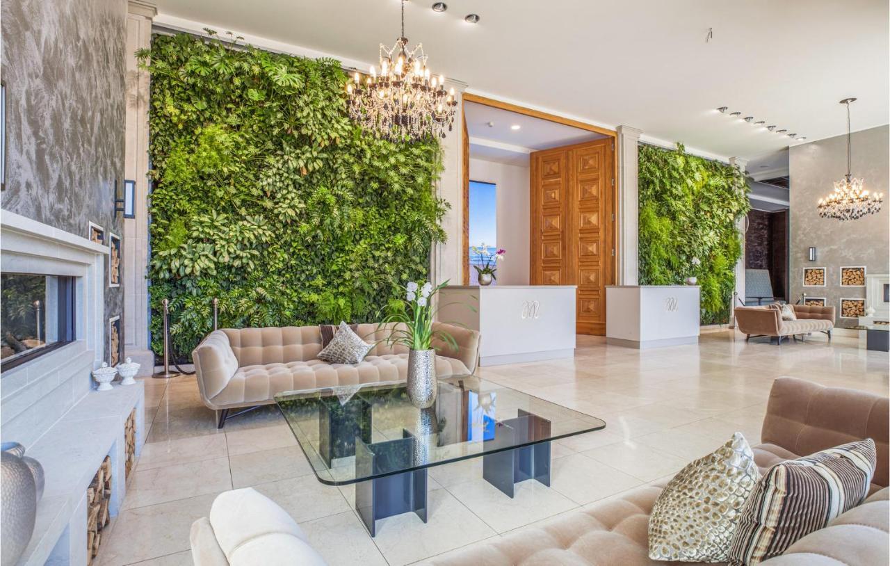 Moon Apartment Binz Luaran gambar