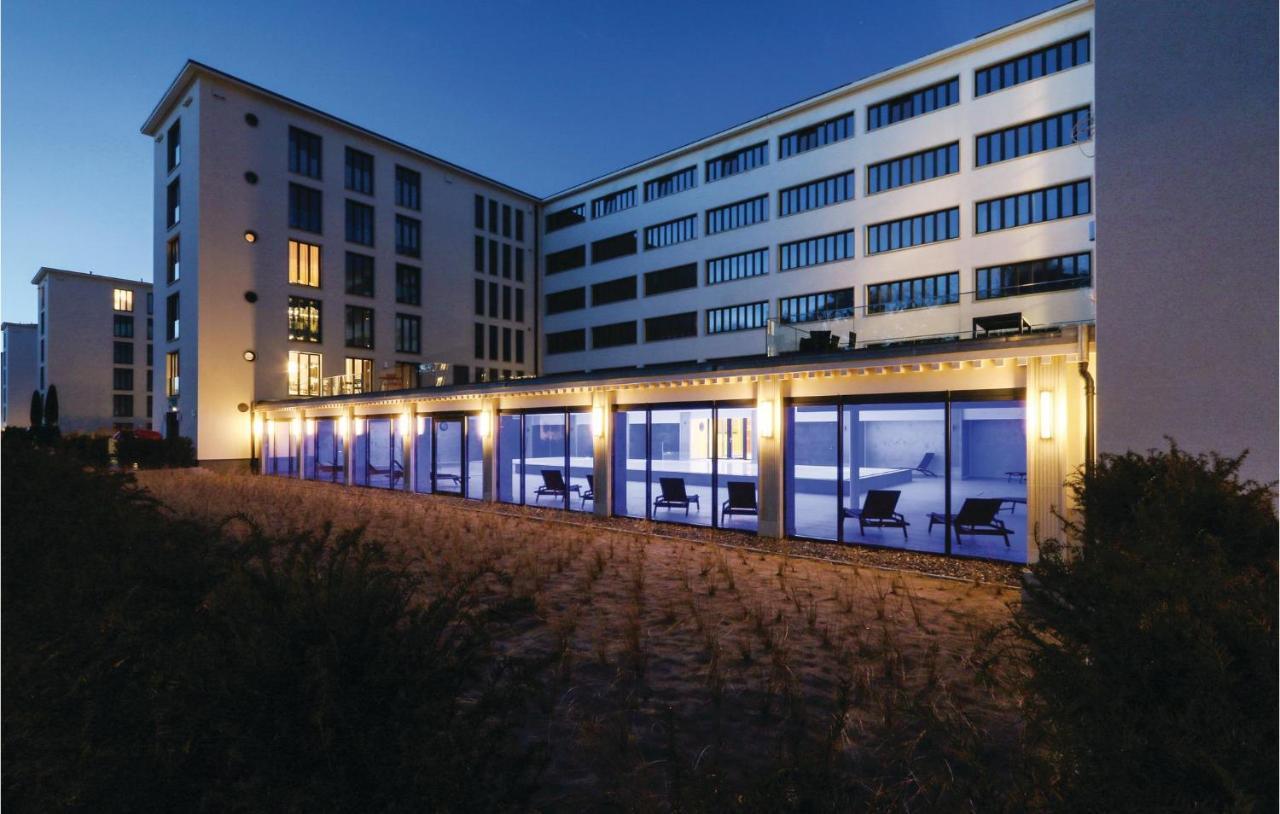 Moon Apartment Binz Luaran gambar