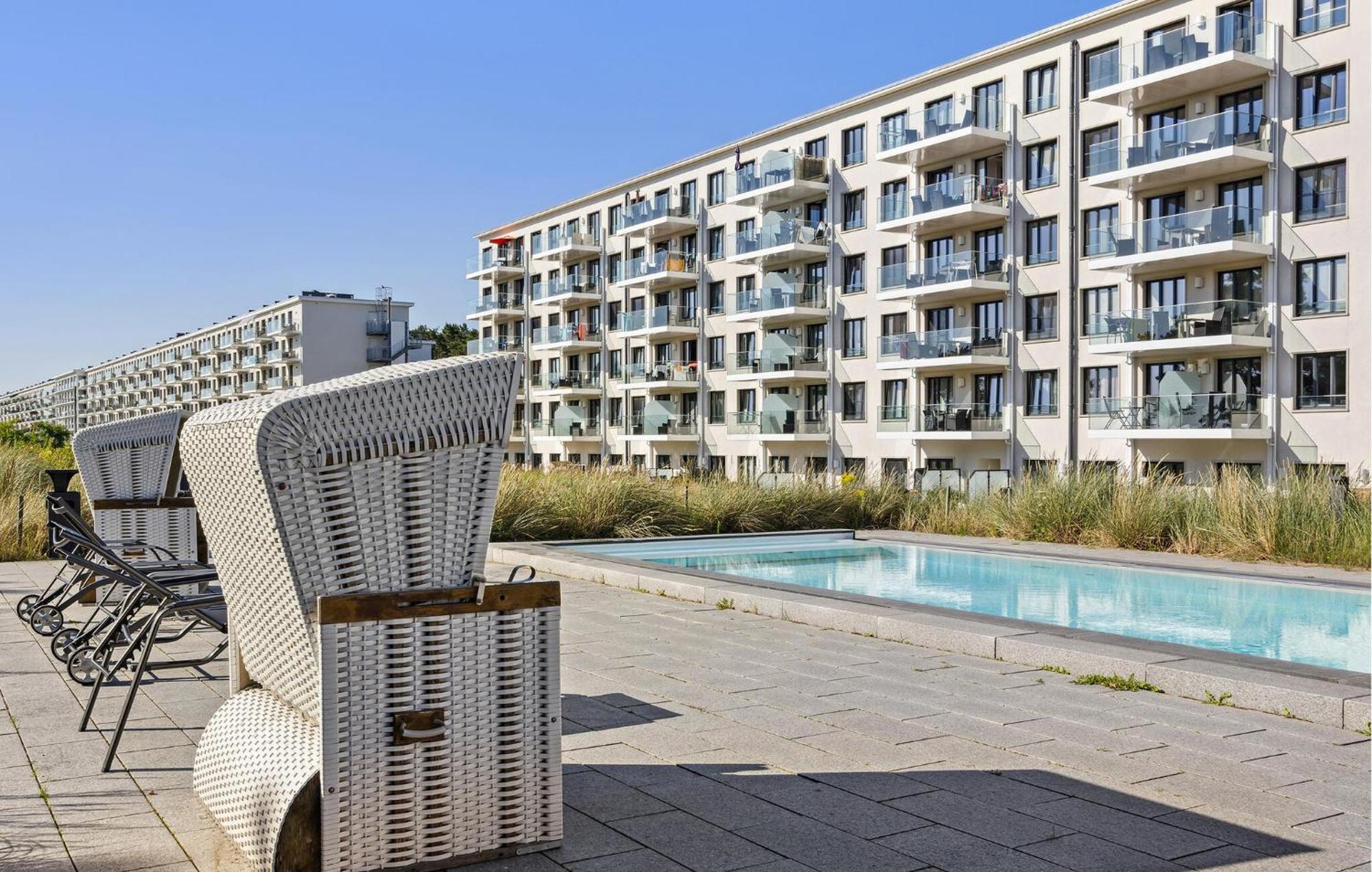 Moon Apartment Binz Luaran gambar