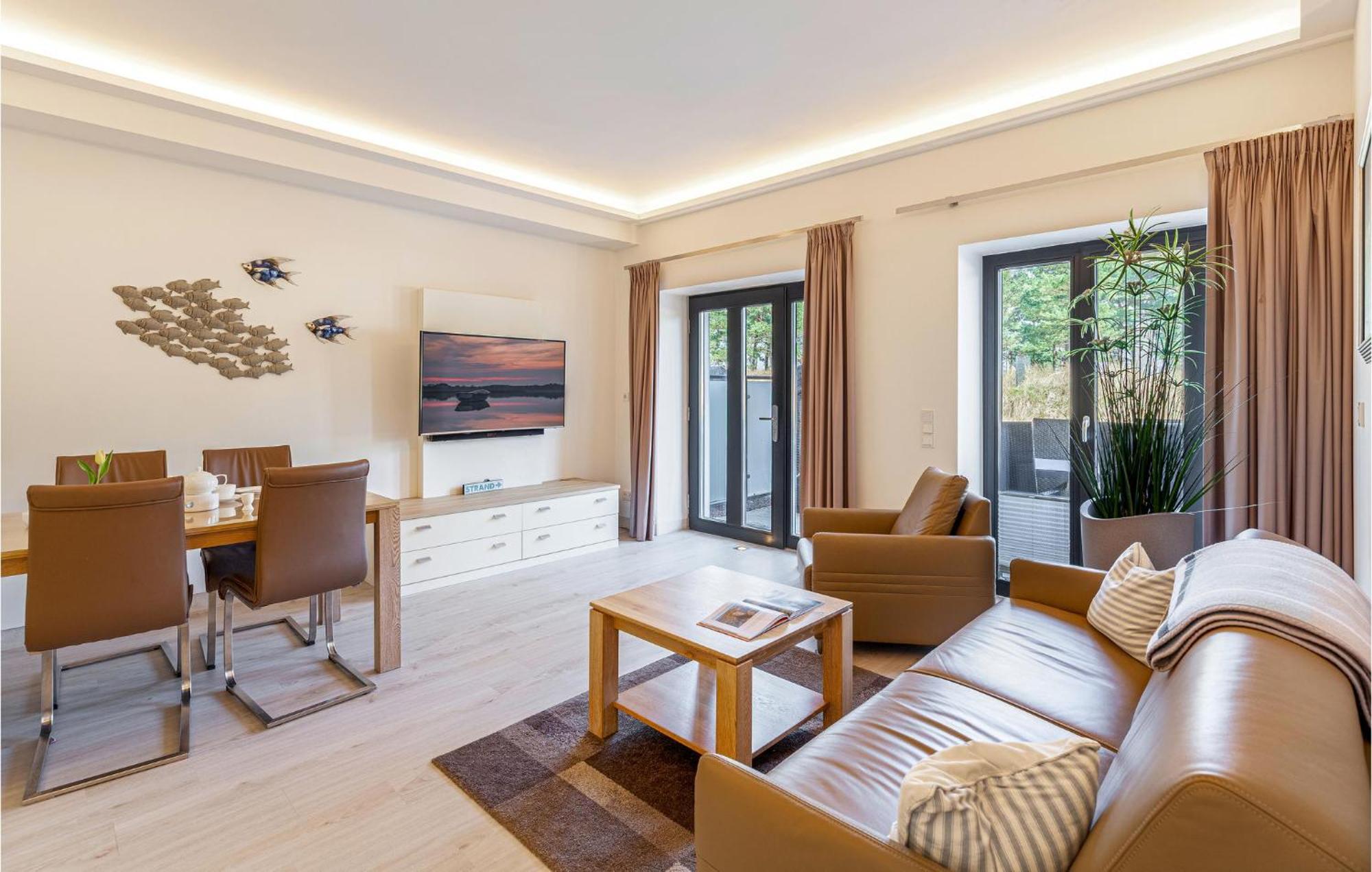 Moon Apartment Binz Luaran gambar
